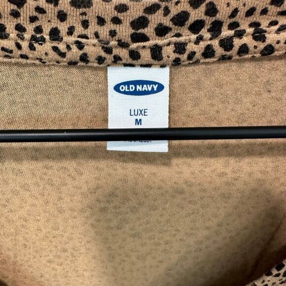 Old Navy Luxe V-Neck T-Shirt Brown Animal Print M - Picture 5 of 5